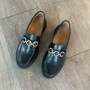 Sam & Libby chunky lug sole loafers NWOT